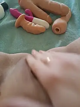 Snapshot of AnnalSV91 chatting on February 25, 2025, 1:39 pm AnnalSV91 online show from February 25, 2025, 1:39 pm