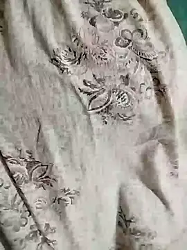 Snapshot of Pikusingham chatting on February 22, 2026, 8:18 pm Pikusingham online show from February 22, 2026, 8:18 pm