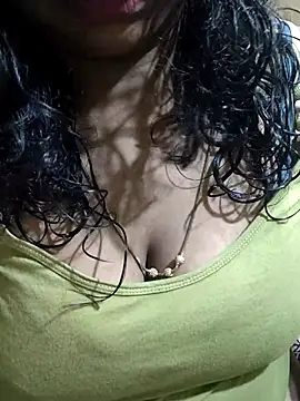 Snapshot of Rathi22 chatting on June 25, 2026, 3:17 am Rathi22 online show from June 25, 2026, 3:17 am