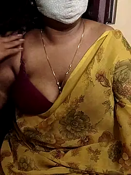 Snapshot of Rathi22 chatting on July 2, 2026, 2:45 pm Rathi22 online show from July 2, 2026, 2:45 pm