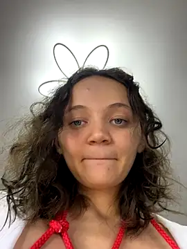 Snapshot of TheYourL chatting on September 21, 2025, 10:00 pm TheYourL online show from September 21, 2025, 10:00 pm