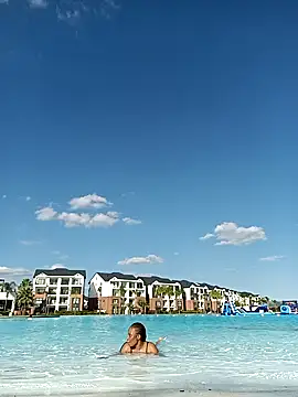 Thando04 online show from February 7, 2025, 2:58 pm