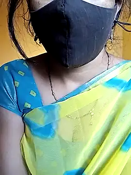 lovelygirl4567 online show from January 7, 2025, 4:50 am