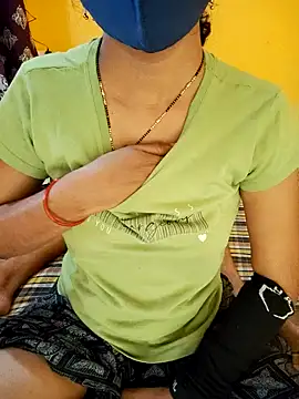 lovelygirl4567 online show from February 3, 2025, 4:25 am