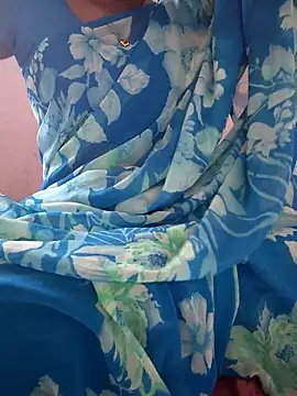 lovelygirl4567 online show from April 13, 2026, 5:35 am