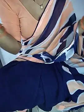 lovelygirl4567 online show from June 12, 2026, 5:50 am