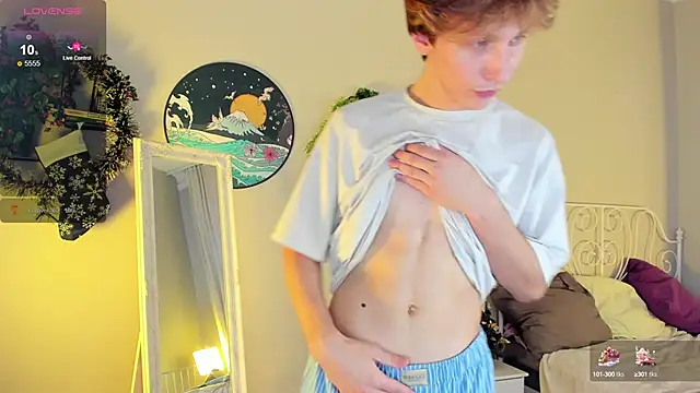 Snapshot of Adrian_Di chatting on December 30, 2024, 9:59 am Adrian Di online show from December 30, 2024, 9:59 am