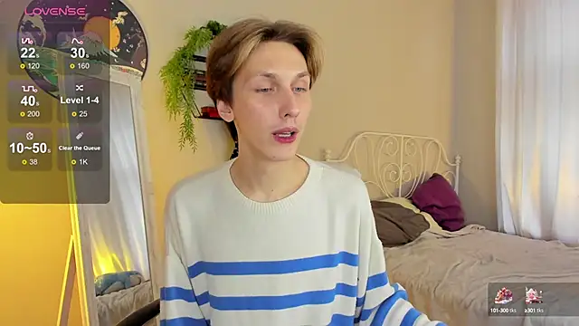 Snapshot of Adrian_Di chatting on January 2, 2025, 9:22 am Adrian Di online show from January 2, 2025, 9:22 am