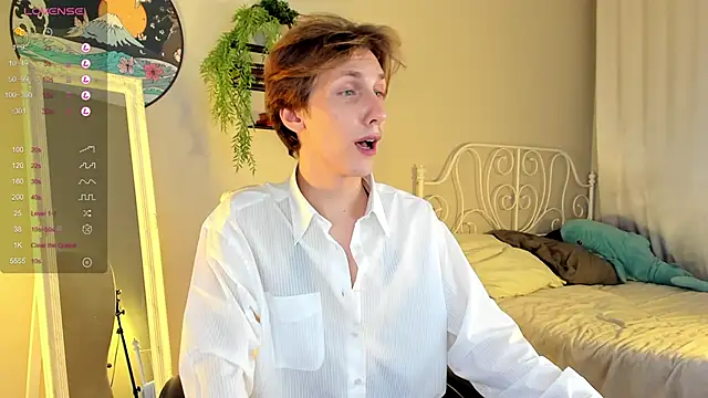 Snapshot of Adrian_Di chatting on January 15, 2025, 7:01 pm Adrian Di online show from January 15, 2025, 7:01 pm