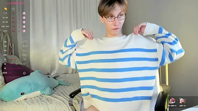 Snapshot of Adrian_Di chatting on February 6, 2025, 7:18 pm Adrian Di online show from February 6, 2025, 7:18 pm