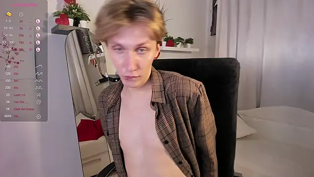 Snapshot of Adrian_Di chatting on February 23, 2025, 6:45 pm Adrian Di online show from February 23, 2025, 6:45 pm