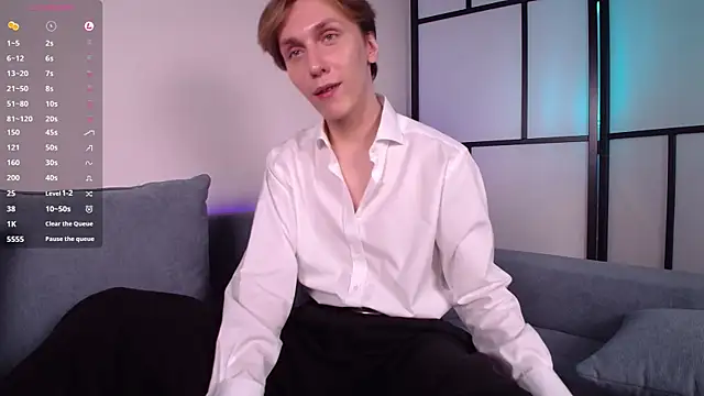 Snapshot of Adrian_Di chatting on March 9, 2025, 7:05 pm Adrian Di online show from March 9, 2025, 7:05 pm