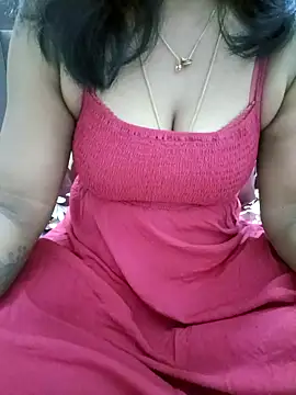 Snapshot of Tamil_Vishalini chatting on November 11, 2025, 7:52 am Tamil Vishalini online show from November 11, 2025, 7:52 am