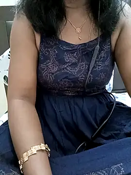 Snapshot of Tamil_Vishalini chatting on November 15, 2025, 5:38 am Tamil Vishalini online show from November 15, 2025, 5:38 am