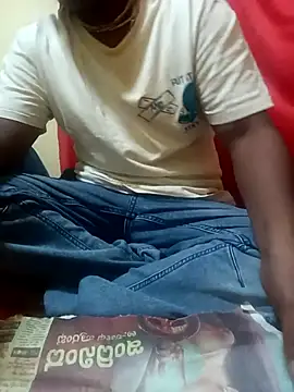 Snapshot of Remo0 chatting on February 12, 2026, 5:19 pm Remo0 online show from February 12, 2026, 5:19 pm