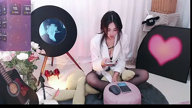 xiaotiantian-76 online show from September 25, 2025, 1:48 pm