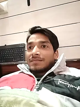 Snapshot of Tarun_0026 chatting on February 10, 2025, 1:33 pm Tarun 0026 online show from February 10, 2025, 1:33 pm