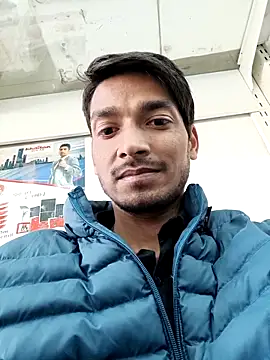 Snapshot of Tarun_0026 chatting on February 12, 2025, 10:35 am Tarun 0026 online show from February 12, 2025, 10:35 am