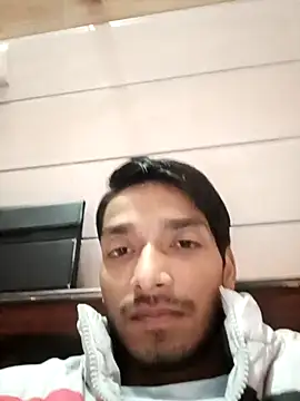 Snapshot of Tarun_0026 chatting on February 14, 2025, 2:44 pm Tarun 0026 online show from February 14, 2025, 2:44 pm