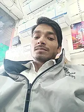 Snapshot of Tarun_0026 chatting on March 12, 2025, 11:42 am Tarun 0026 online show from March 12, 2025, 11:42 am