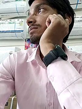 Snapshot of Tarun_0026 chatting on March 20, 2025, 9:37 am Tarun 0026 online show from March 20, 2025, 9:37 am