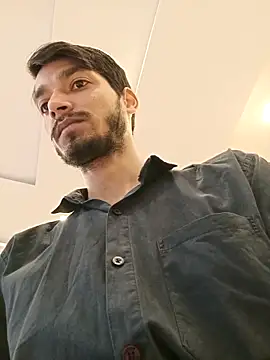 Snapshot of Tarun_0026 chatting on October 7, 2025, 5:15 am Tarun 0026 online show from October 7, 2025, 5:15 am