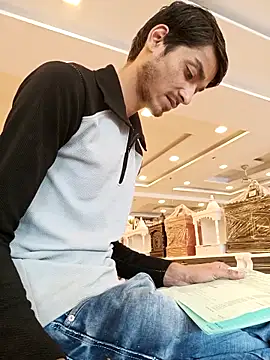 Snapshot of Tarun_0026 chatting on October 13, 2025, 5:51 am Tarun 0026 online show from October 13, 2025, 5:51 am