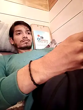 Snapshot of Tarun_0026 chatting on October 27, 2025, 5:44 am Tarun 0026 online show from October 27, 2025, 5:44 am