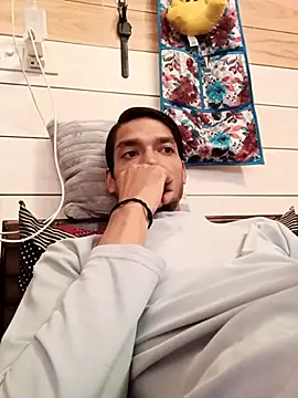 Snapshot of Tarun_0026 chatting on November 3, 2025, 6:14 am Tarun 0026 online show from November 3, 2025, 6:14 am