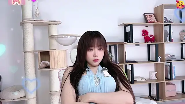 Chenjing0 online show from June 20, 2026, 5:32 am
