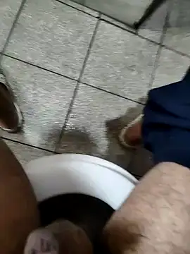 Snapshot of dreamers_dick chatting on January 19, 2025, 6:31 am dreamers dick online show from January 19, 2025, 6:31 am