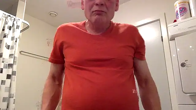 Snapshot of Parleg2 chatting on November 9, 2025, 10:08 pm Parleg2 online show from November 9, 2025, 10:08 pm