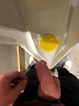 verici34 online show from December 3, 2025, 3:21 pm