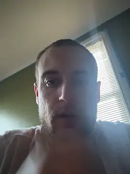 Snapshot of Golden_Alex chatting on January 5, 2025, 9:25 pm Golden Alex online show from January 5, 2025, 9:25 pm