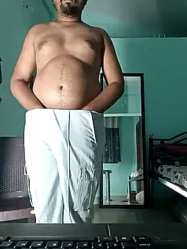 Desi Heat online show from January 4, 2025, 2:25 pm