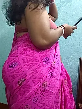  MilkyBar online show from September 16, 2025, 7:37 pm