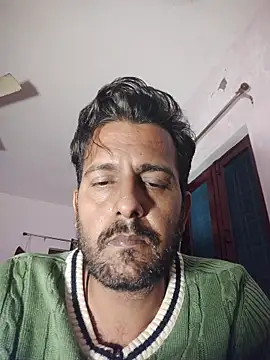 Snapshot of MAGNETICDADDY8 chatting on November 10, 2025, 11:26 pm MAGNETICDADDY8 online show from November 10, 2025, 11:26 pm