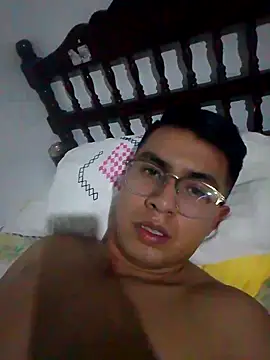 Snapshot of RODRI_POLLADURA chatting on February 19, 2025, 2:55 am RODRI POLLADURA online show from February 19, 2025, 2:55 am