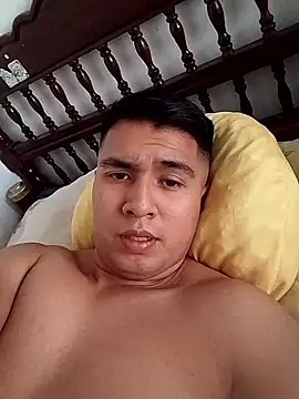 Snapshot of RODRI_POLLADURA chatting on November 9, 2025, 8:07 pm RODRI POLLADURA online show from November 9, 2025, 8:07 pm