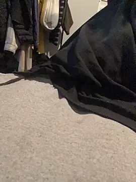 DobyingSulfur online show from December 19, 2025, 4:25 pm