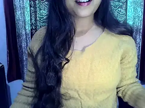 SIYA MAVI online show from November 11, 2025, 3:50 am