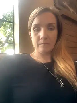 Snapshot of Kitty_DaCocks chatting on November 14, 2025, 9:24 pm Kitty DaCocks online show from November 14, 2025, 9:24 pm