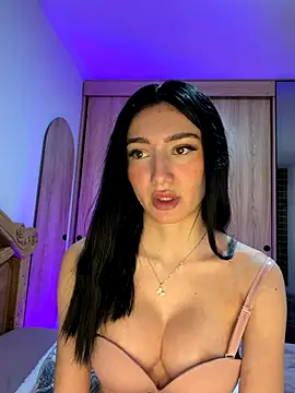 Maddy Jones online show from November 29, 2025, 2:36 am