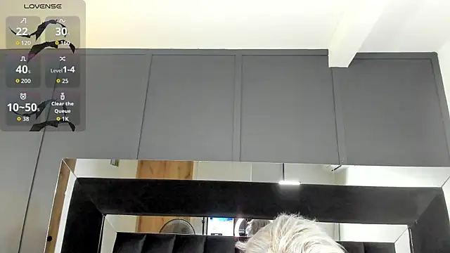 Snapshot of jinxv_nuss chatting on November 19, 2025, 10:37 am jinxv nuss online show from November 19, 2025, 10:37 am