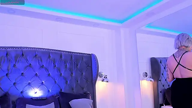 Snapshot of jinxv_nuss chatting on November 25, 2025, 10:48 am jinxv nuss online show from November 25, 2025, 10:48 am