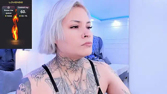 Snapshot of jinxv_nuss chatting on December 4, 2025, 11:19 am jinxv nuss online show from December 4, 2025, 11:19 am