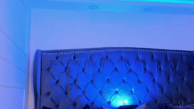 Snapshot of jinxv_nuss chatting on December 17, 2025, 11:16 am jinxv nuss online show from December 17, 2025, 11:16 am