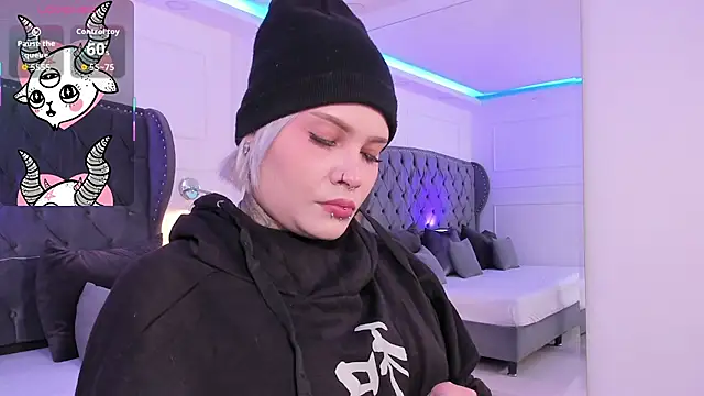 Snapshot of jinxv_nuss chatting on January 14, 2026, 11:38 am jinxv nuss online show from January 14, 2026, 11:38 am