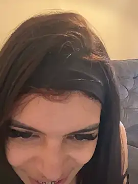 Snapshot of LawrencyLarry chatting on January 19, 2025, 7:37 pm LawrencyLarry online show from January 19, 2025, 7:37 pm