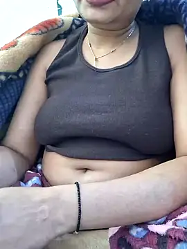Snapshot of Tanu-Call-Me chatting on January 13, 2025, 9:41 am Tanu-Call-Me online show from January 13, 2025, 9:41 am